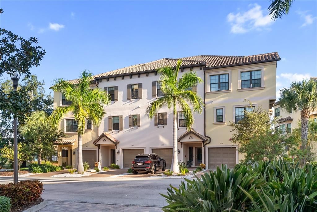 待售: $660,000 (4 贝兹, 3 浴室, 1745 平方英尺)