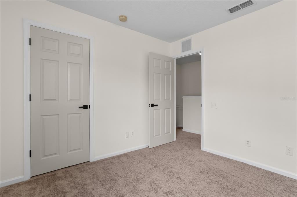 For Rent: $2,250 (3 beds, 2 baths, 1628 Square Feet)