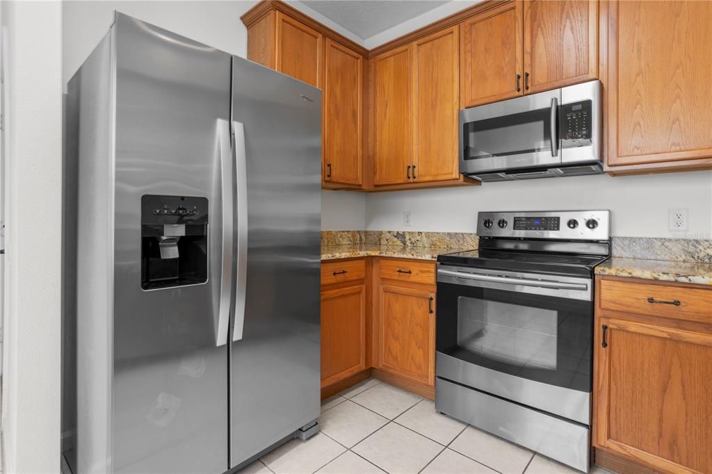 For Rent: $2,250 (3 beds, 2 baths, 1628 Square Feet)