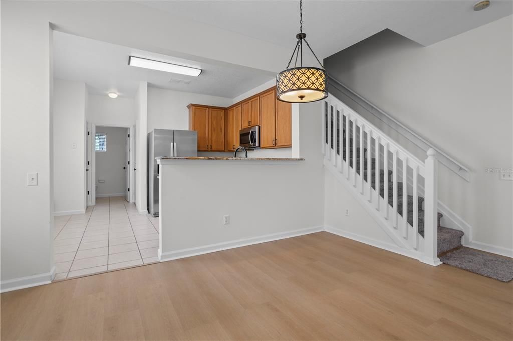 For Rent: $2,250 (3 beds, 2 baths, 1628 Square Feet)