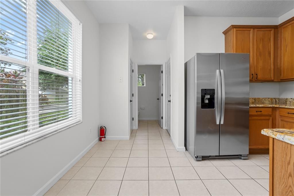 For Rent: $2,250 (3 beds, 2 baths, 1628 Square Feet)