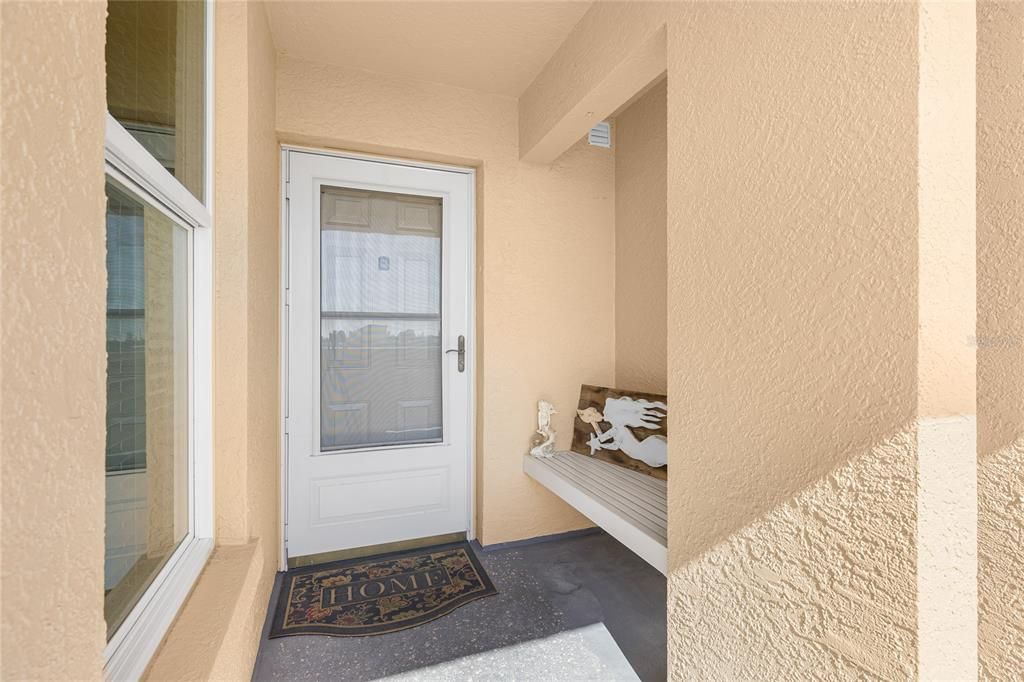 For Sale: $275,000 (2 beds, 2 baths, 1256 Square Feet)