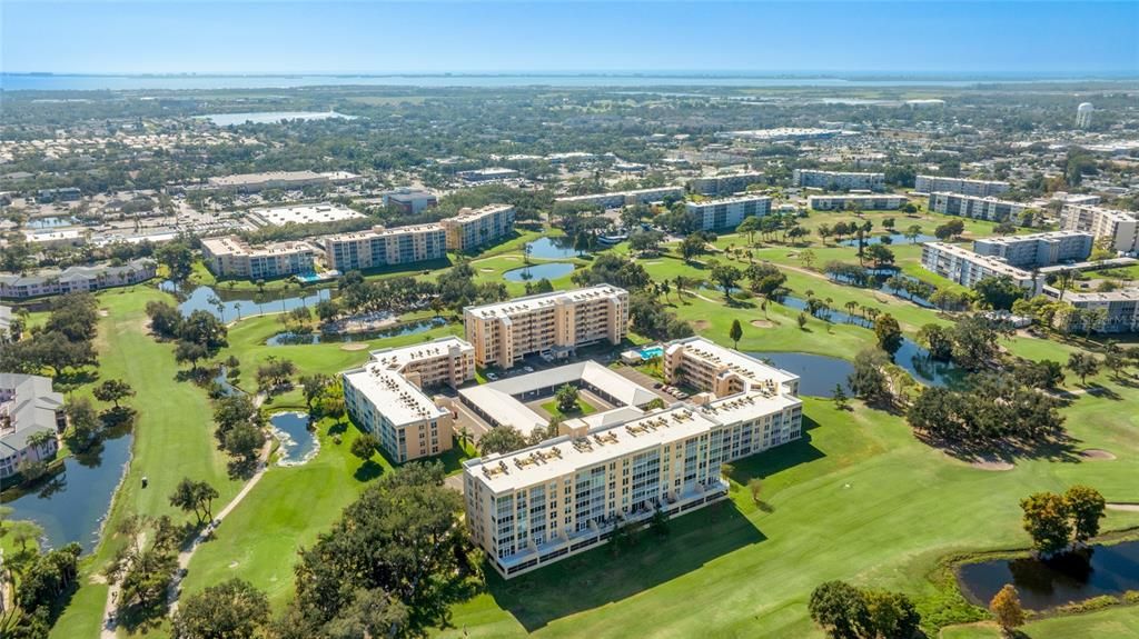 For Sale: $275,000 (2 beds, 2 baths, 1256 Square Feet)