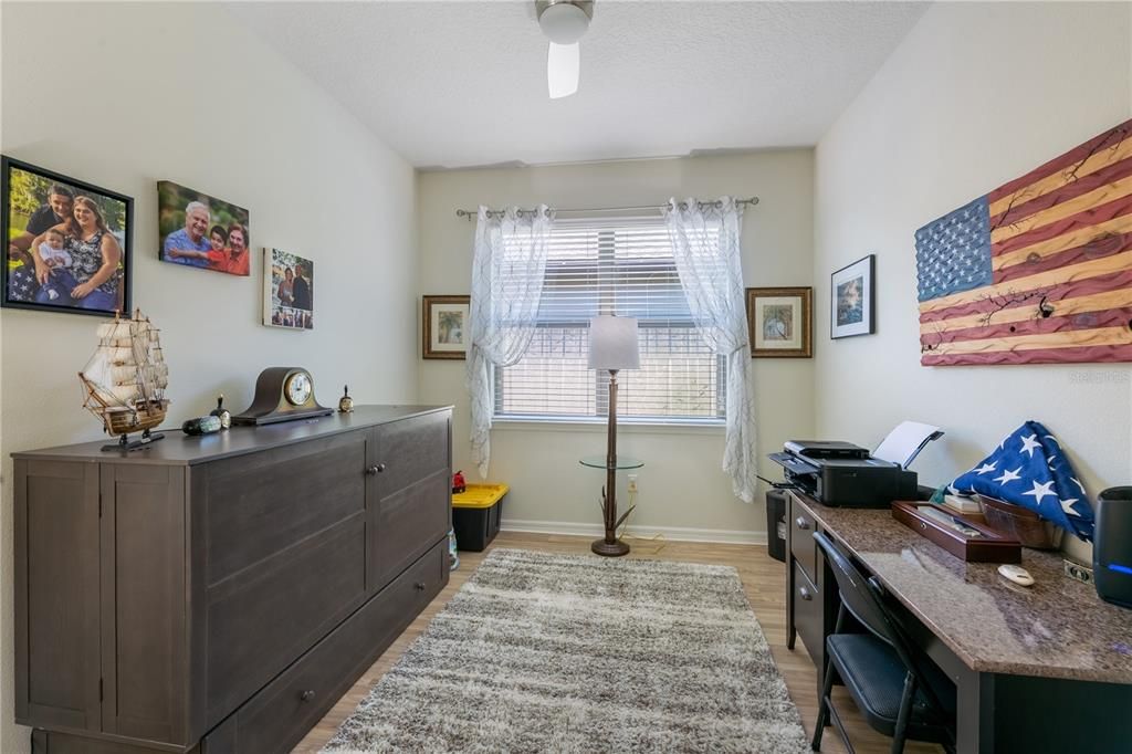 待售: $390,000 (2 贝兹, 2 浴室, 1836 平方英尺)