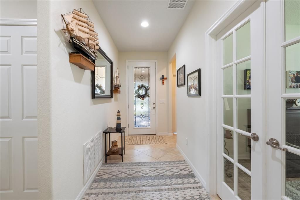 待售: $390,000 (2 贝兹, 2 浴室, 1836 平方英尺)