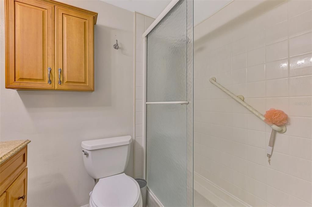 待售: $248,800 (2 贝兹, 2 浴室, 1131 平方英尺)