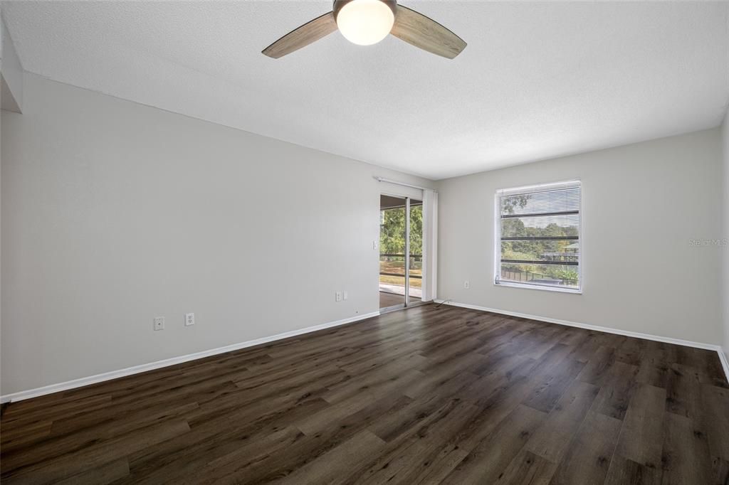 For Rent: $1,295 (1 beds, 1 baths, 680 Square Feet)