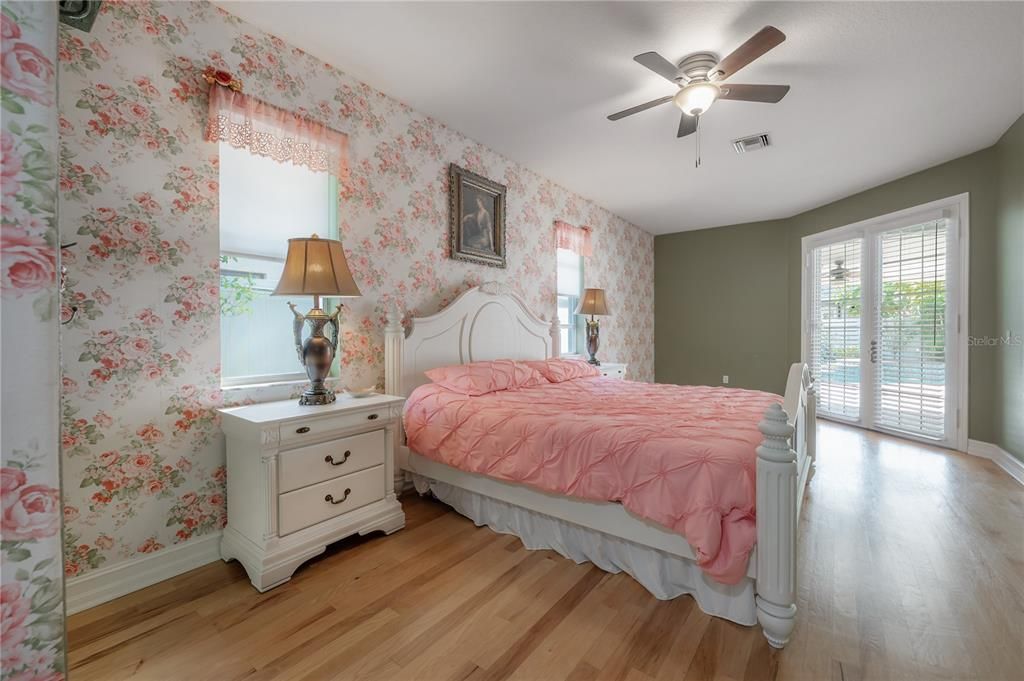 For Sale: $625,000 (4 beds, 2 baths, 2203 Square Feet)