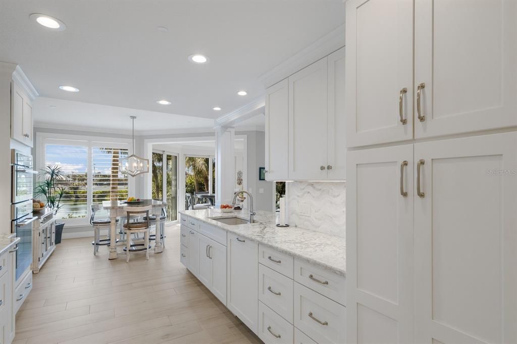 待售: $2,585,000 (3 贝兹, 3 浴室, 2094 平方英尺)