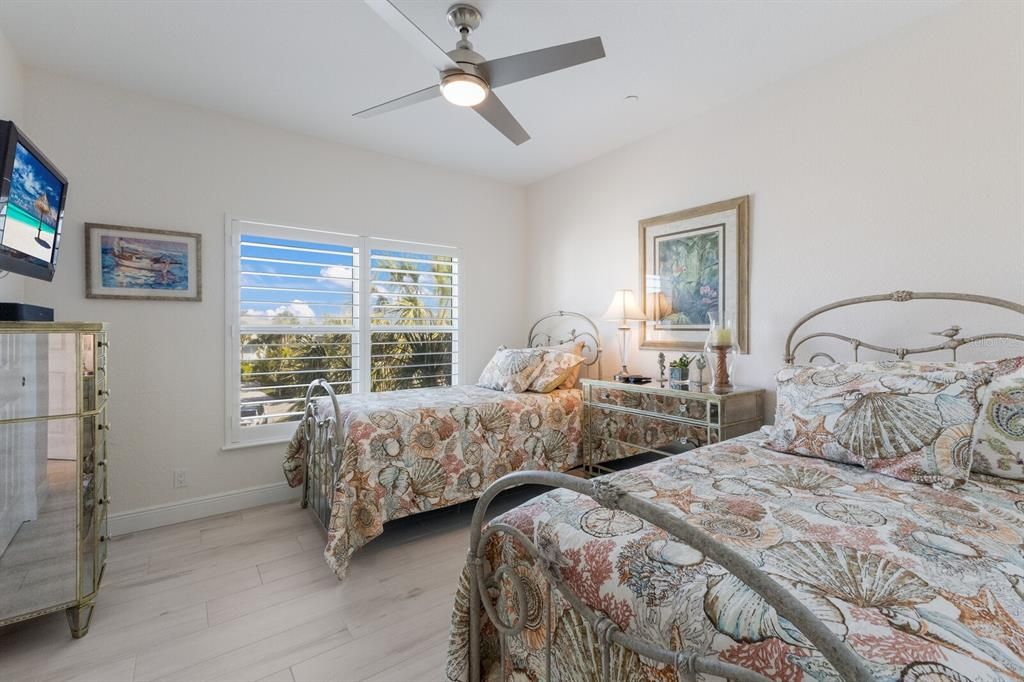 待售: $2,585,000 (3 贝兹, 3 浴室, 2094 平方英尺)