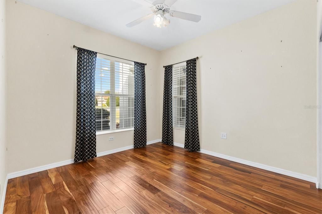 待售: $389,000 (3 贝兹, 2 浴室, 2103 平方英尺)