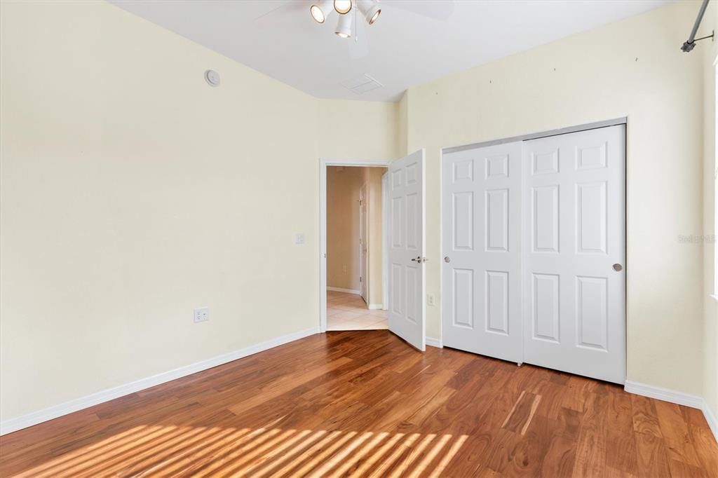 待售: $389,000 (3 贝兹, 2 浴室, 2103 平方英尺)