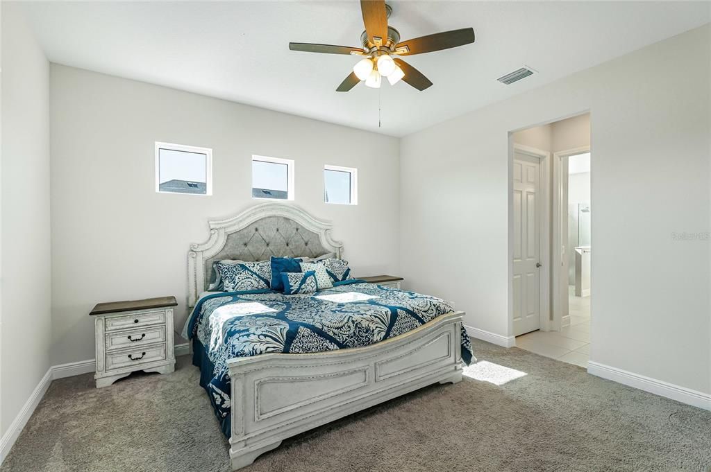 For Sale: $689,900 (4 beds, 2 baths, 2327 Square Feet)