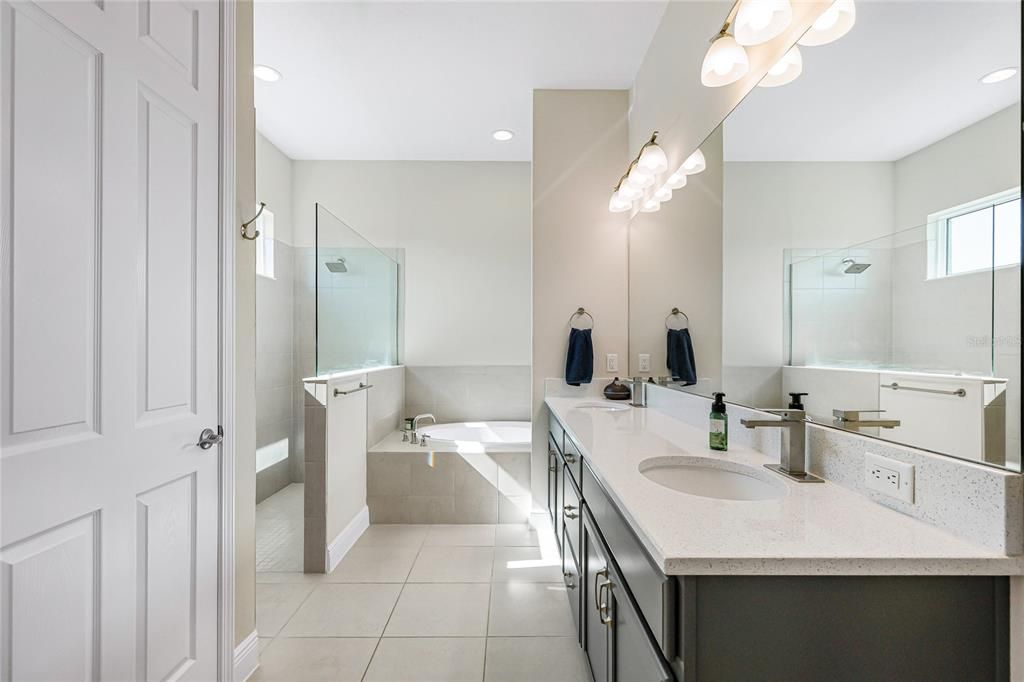 For Sale: $689,900 (4 beds, 2 baths, 2327 Square Feet)