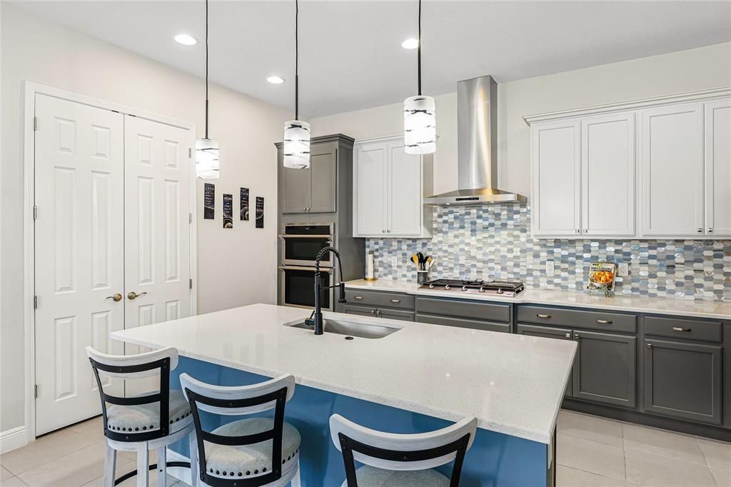 For Sale: $689,900 (4 beds, 2 baths, 2327 Square Feet)