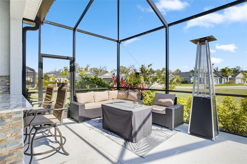 For Sale: $689,900 (4 beds, 2 baths, 2327 Square Feet)