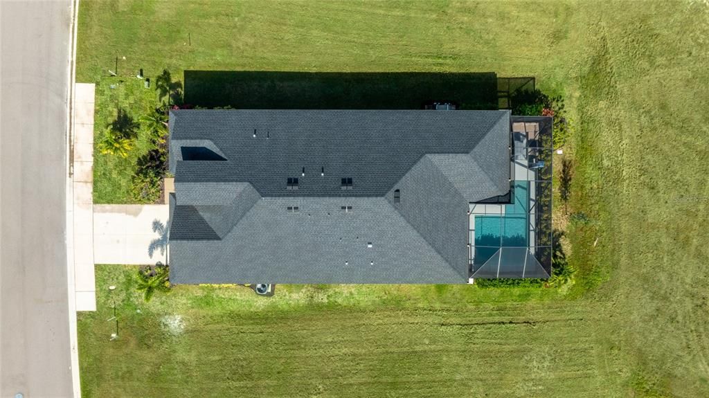 For Sale: $689,900 (4 beds, 2 baths, 2327 Square Feet)