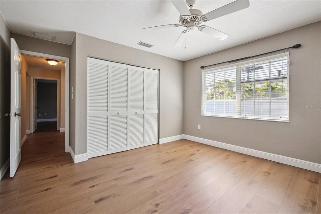 For Sale: $549,000 (4 beds, 2 baths, 3532 Square Feet)