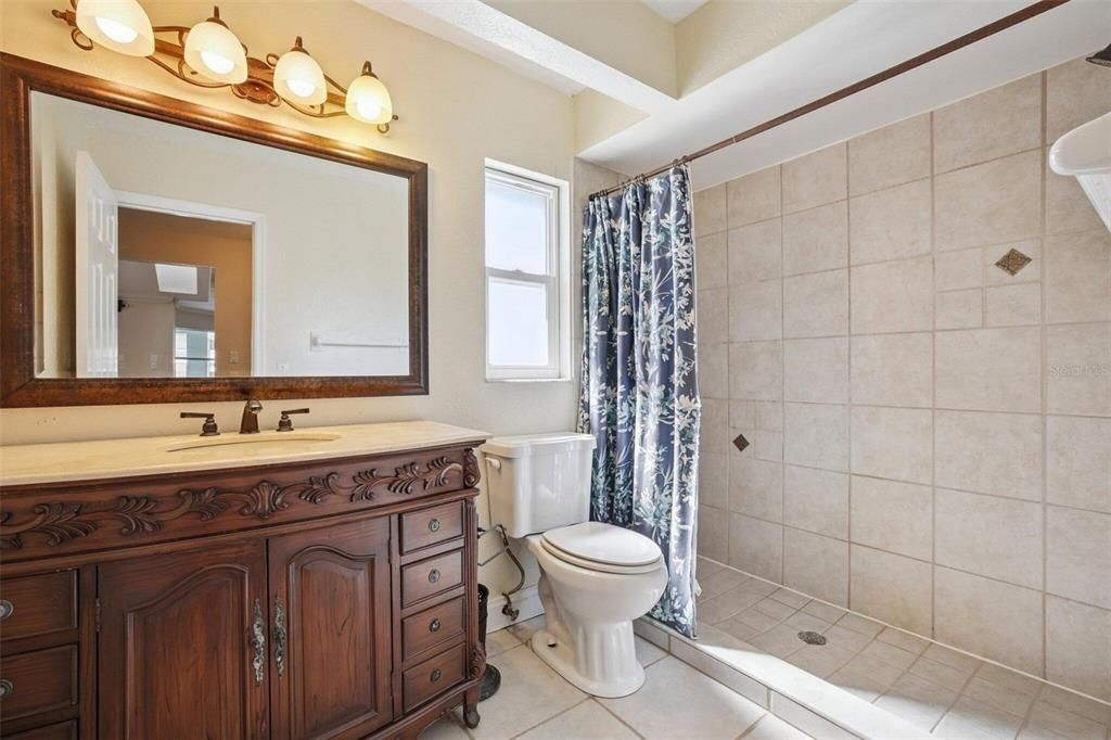 For Sale: $549,000 (4 beds, 2 baths, 3532 Square Feet)