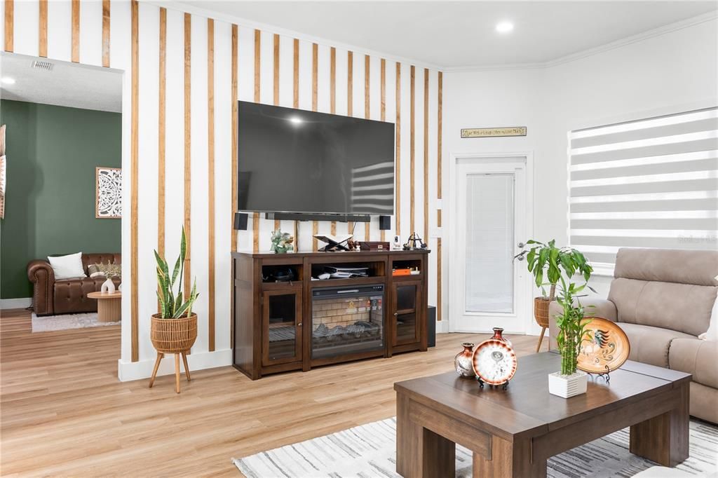 For Sale: $670,000 (3 beds, 2 baths, 1910 Square Feet)