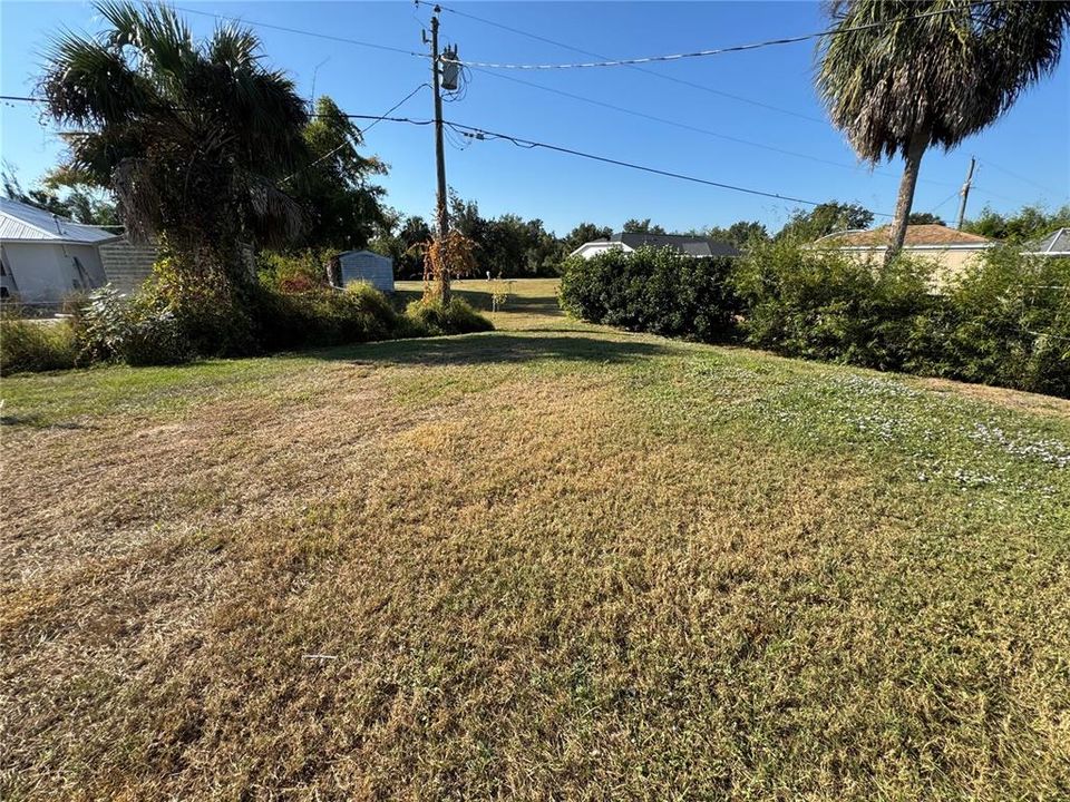 For Rent: $1,650 (2 beds, 2 baths, 2096 Square Feet)