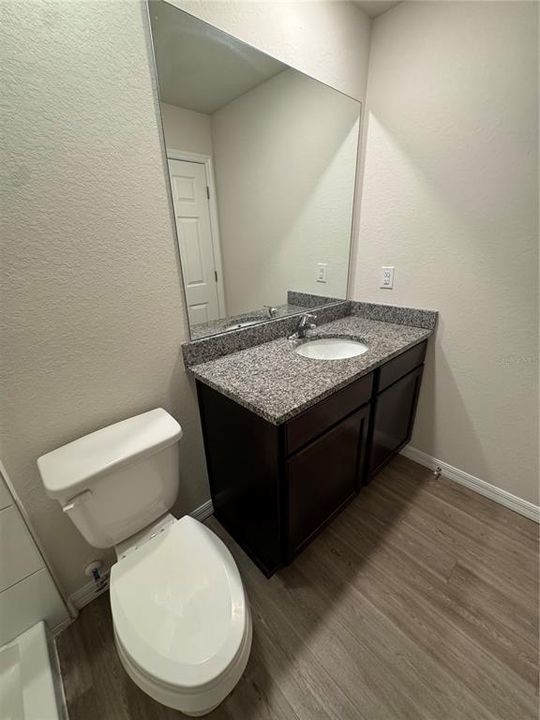 For Rent: $1,650 (2 beds, 2 baths, 2096 Square Feet)