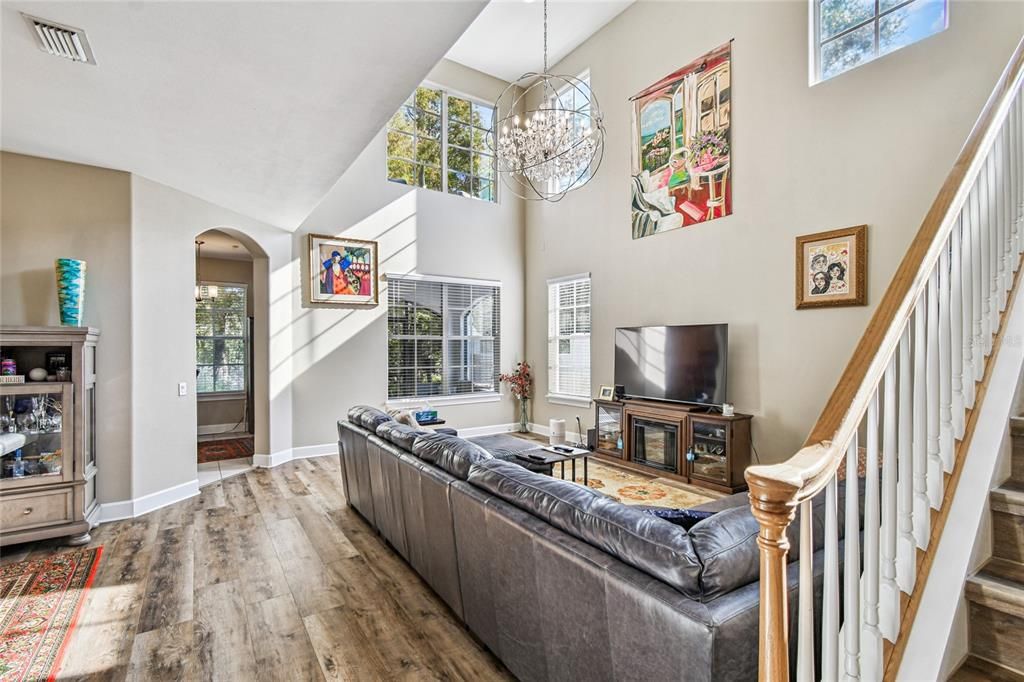 待售: $549,000 (3 贝兹, 3 浴室, 2157 平方英尺)