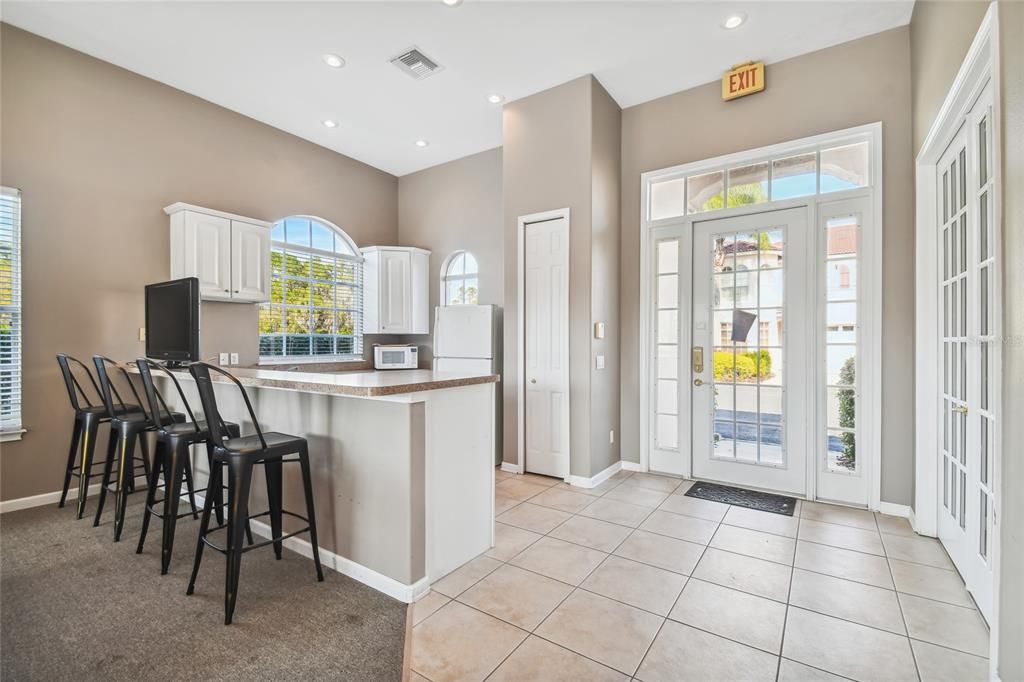 待售: $549,000 (3 贝兹, 3 浴室, 2157 平方英尺)