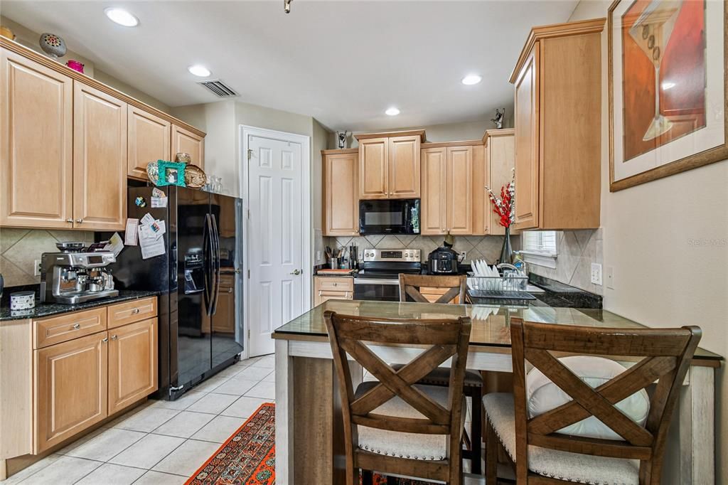 待售: $549,000 (3 贝兹, 3 浴室, 2157 平方英尺)