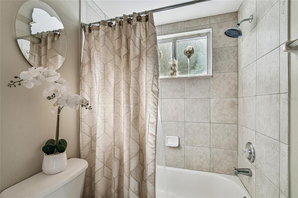 待售: $549,000 (3 贝兹, 3 浴室, 2157 平方英尺)