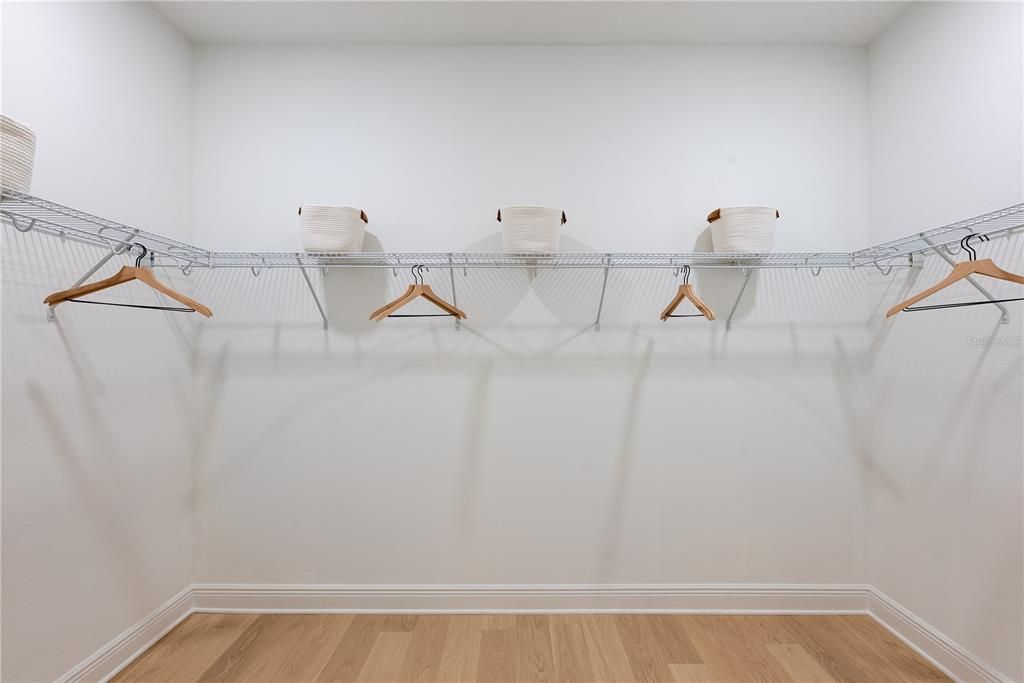 На продажу: $550,689 (3 спален, 2 ванн, 2425 Квадратных фут)