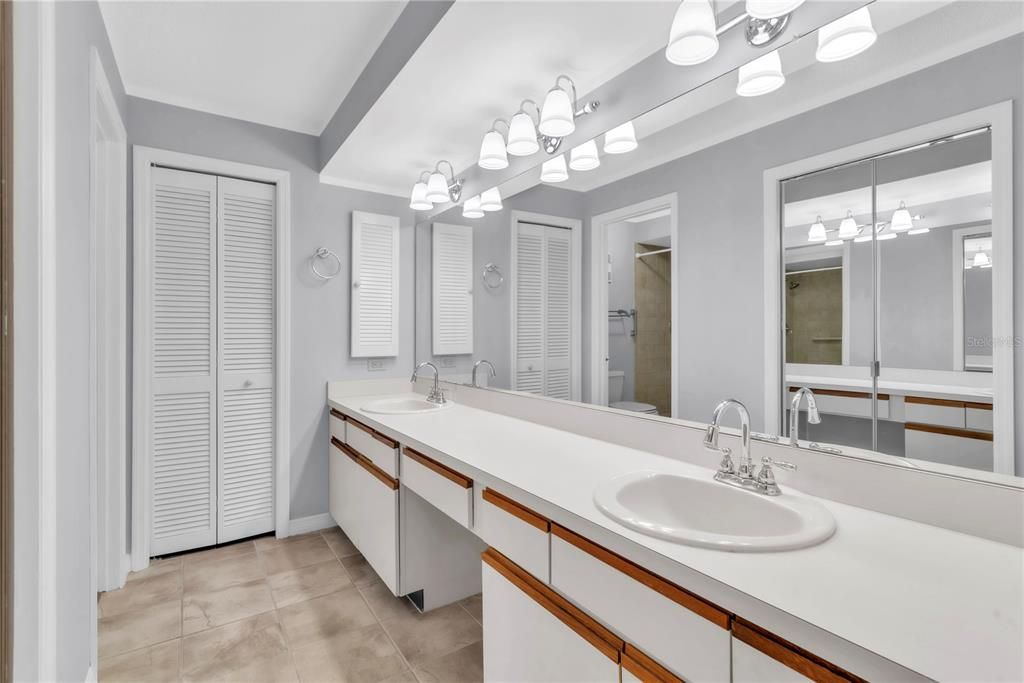 For Rent: $2,200 (3 beds, 2 baths, 1520 Square Feet)