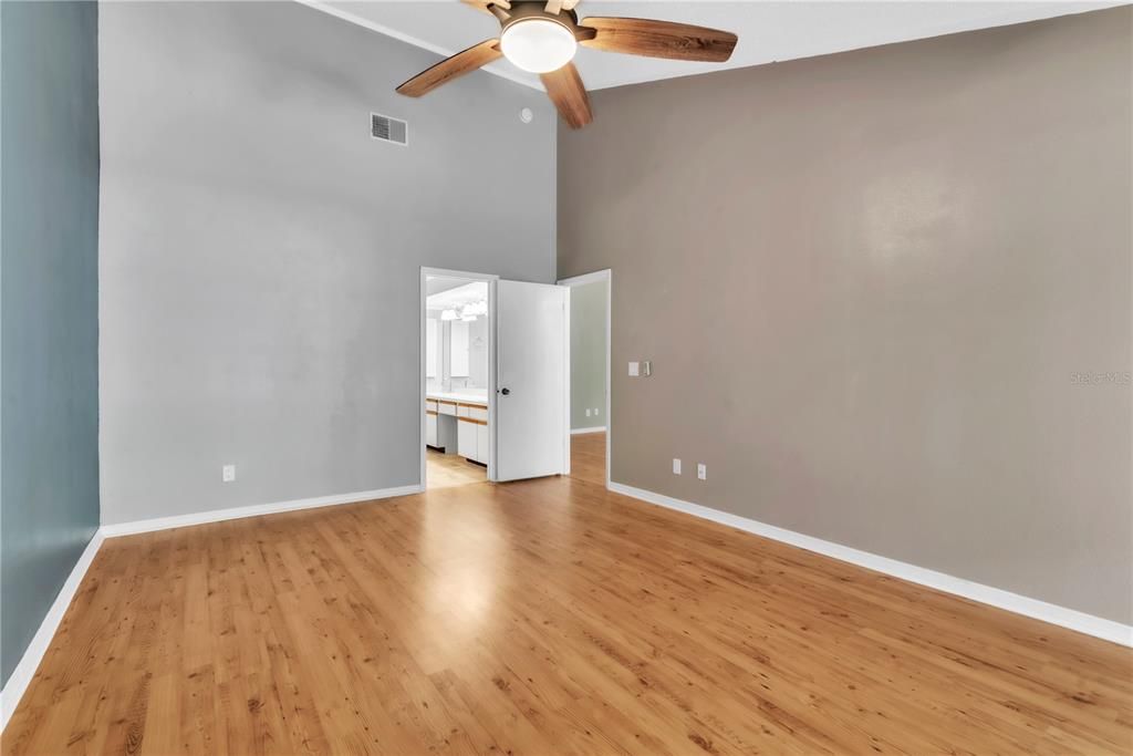 For Rent: $2,200 (3 beds, 2 baths, 1520 Square Feet)