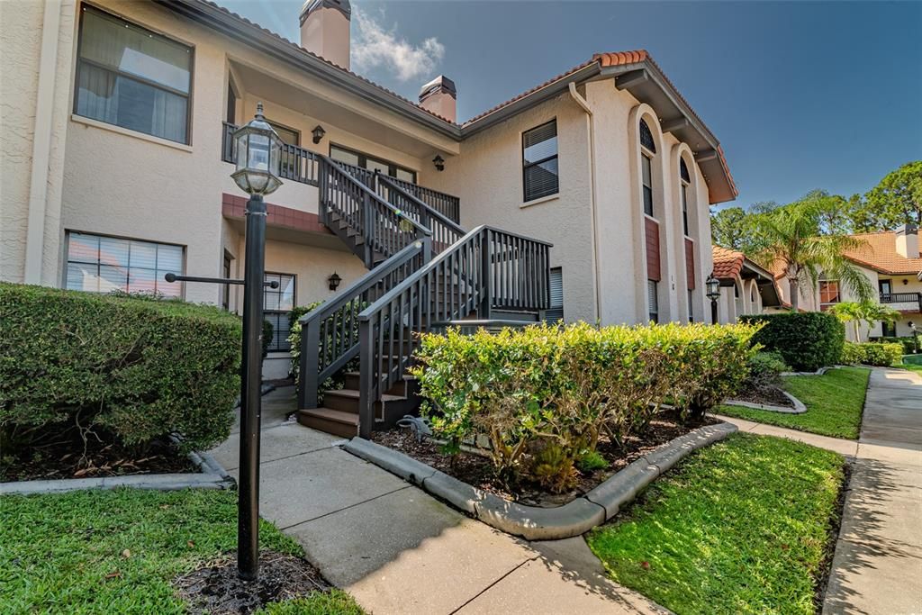 For Rent: $2,200 (3 beds, 2 baths, 1520 Square Feet)