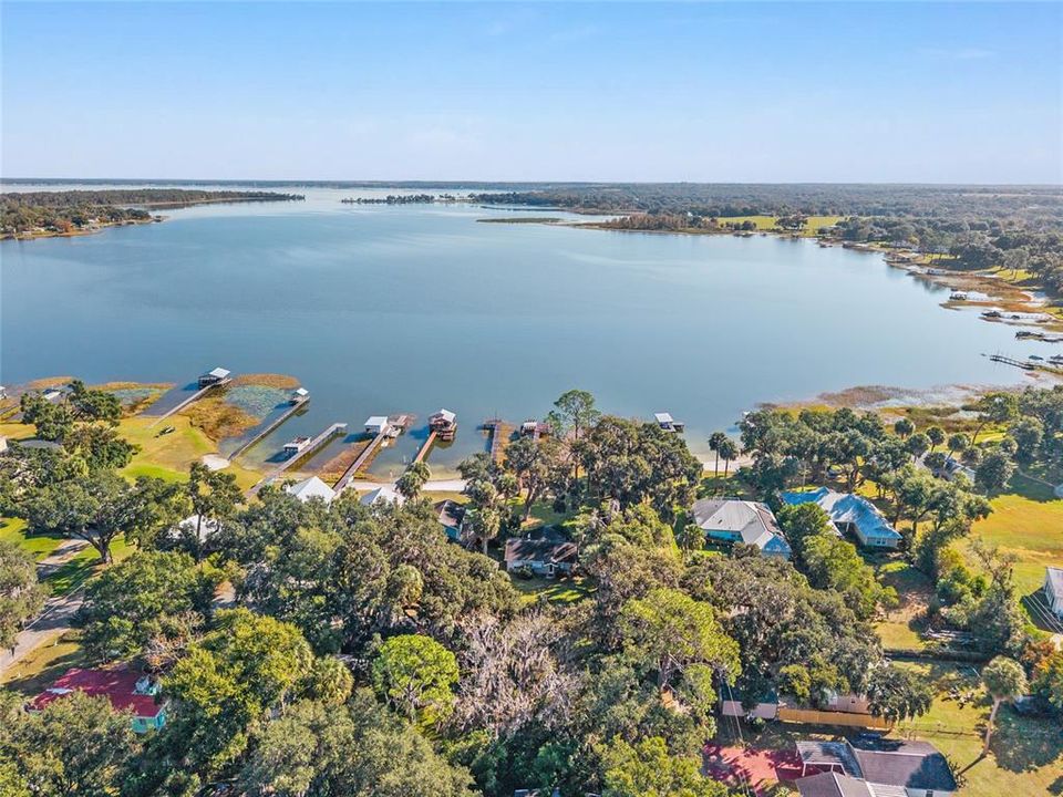 合同活跃: $525,000 (2 贝兹, 1 浴室, 948 平方英尺)