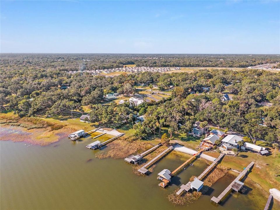 合同活跃: $525,000 (2 贝兹, 1 浴室, 948 平方英尺)