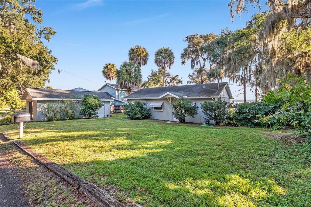 合同活跃: $525,000 (2 贝兹, 1 浴室, 948 平方英尺)