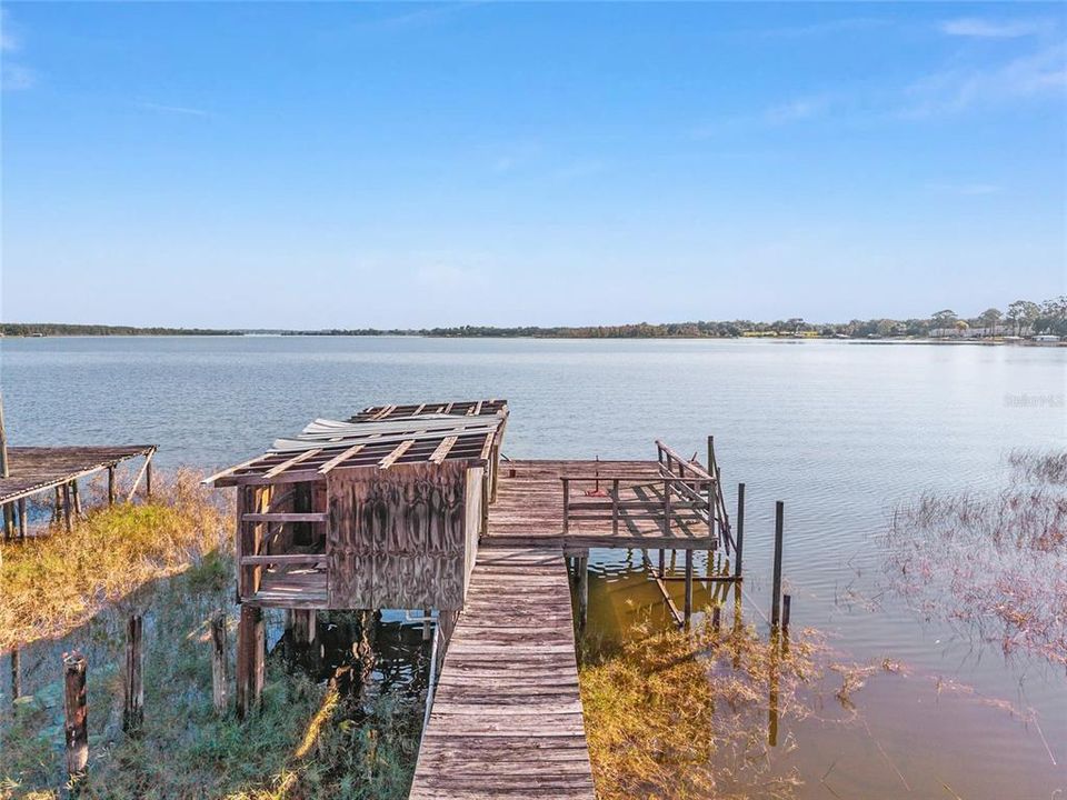 合同活跃: $525,000 (2 贝兹, 1 浴室, 948 平方英尺)