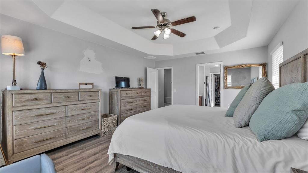 For Sale: $419,000 (4 beds, 2 baths, 2348 Square Feet)