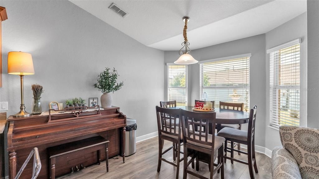 For Sale: $419,000 (4 beds, 2 baths, 2348 Square Feet)