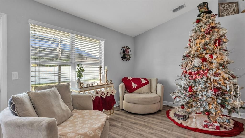 For Sale: $419,000 (4 beds, 2 baths, 2348 Square Feet)