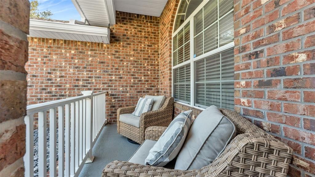 For Sale: $419,000 (4 beds, 2 baths, 2348 Square Feet)