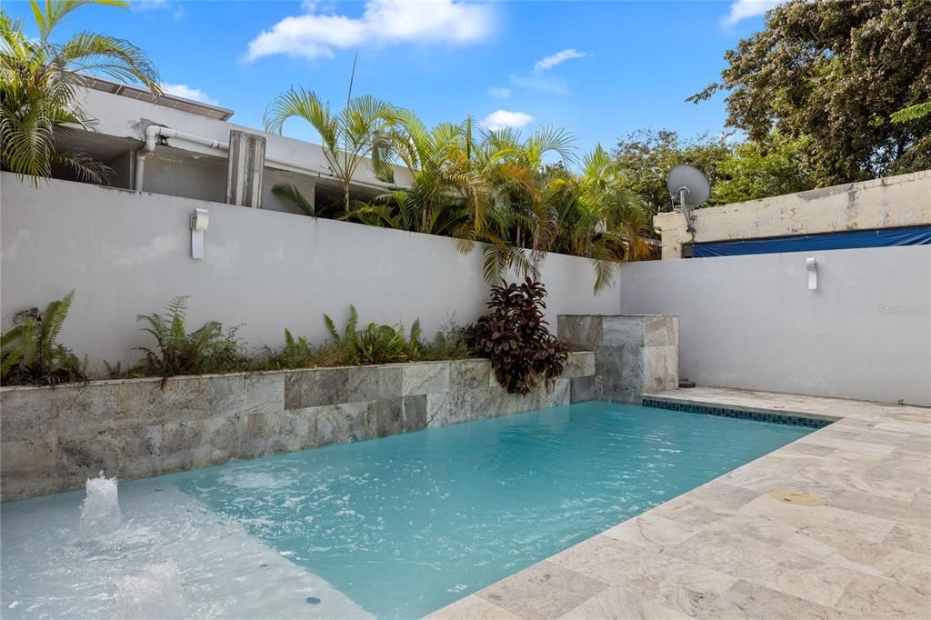 На продажу: $560,000 (4 спален, 3 ванн, 3000 Квадратных фут)