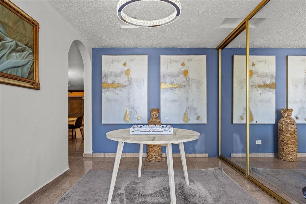 На продажу: $560,000 (4 спален, 3 ванн, 3000 Квадратных фут)