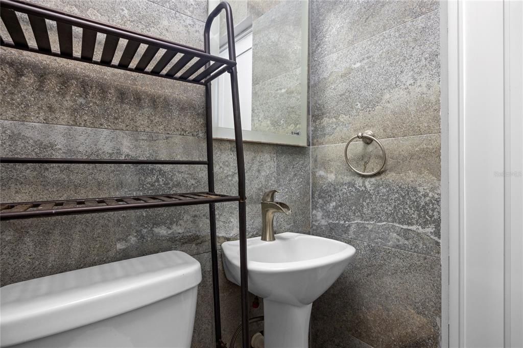 На продажу: $560,000 (4 спален, 3 ванн, 3000 Квадратных фут)