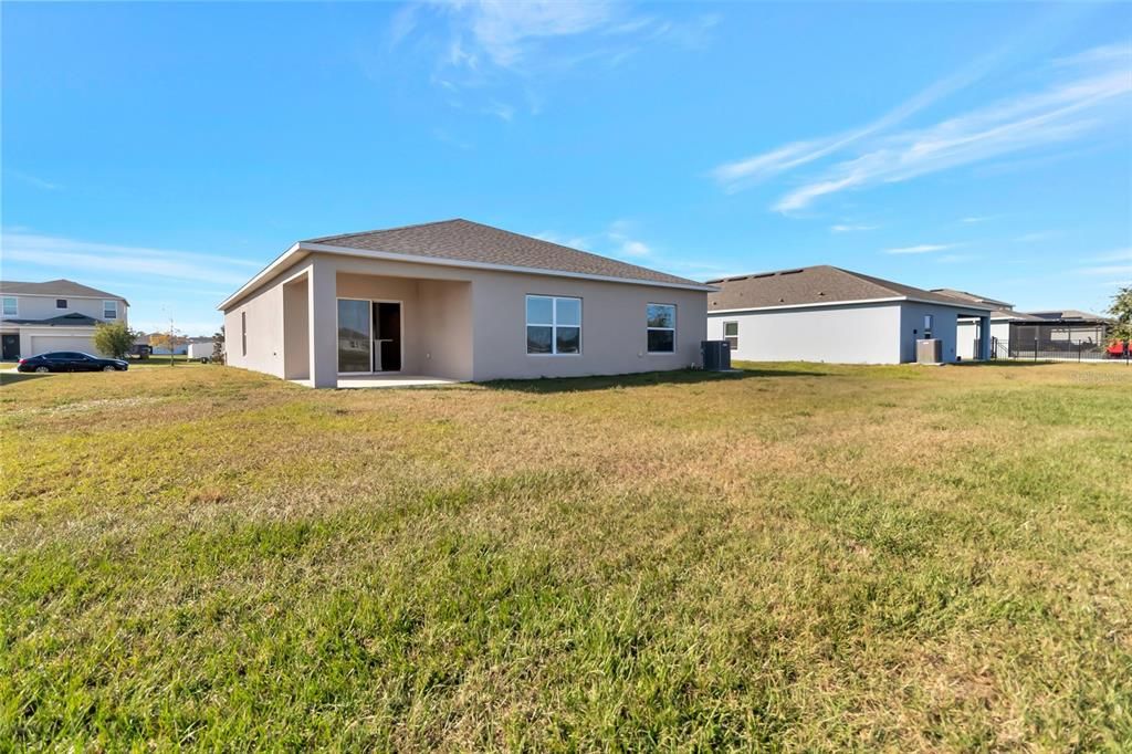 На продажу: $325,000 (4 спален, 2 ванн, 1845 Квадратных фут)