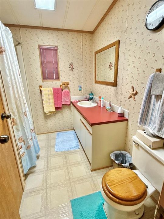 待售: $189,000 (2 贝兹, 2 浴室, 1206 平方英尺)