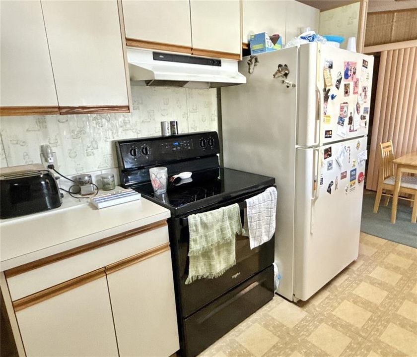 待售: $189,000 (2 贝兹, 2 浴室, 1206 平方英尺)