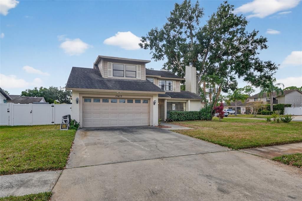 For Sale: $475,000 (4 beds, 2 baths, 2272 Square Feet)