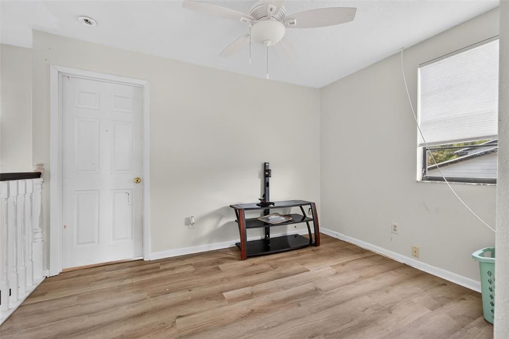 For Sale: $475,000 (4 beds, 2 baths, 2272 Square Feet)